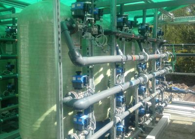Tanks used in commercial water filtration systems